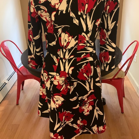 Banana Republic Floral Print Long Sleeve Mini - Picture 4 of 5